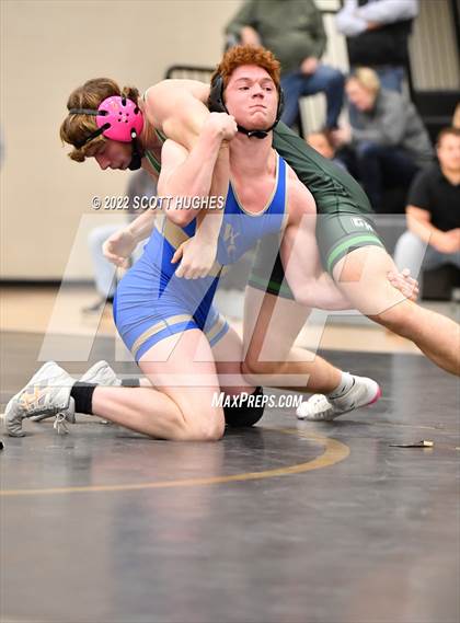 Thumbnail 2 in Wilson Central vs Green Hill (Mount Juliet) photogallery.