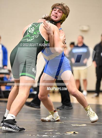 Thumbnail 3 in Wilson Central vs Green Hill (Mount Juliet) photogallery.