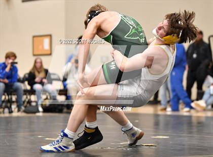 Thumbnail 2 in Wilson Central vs Green Hill (Mount Juliet) photogallery.