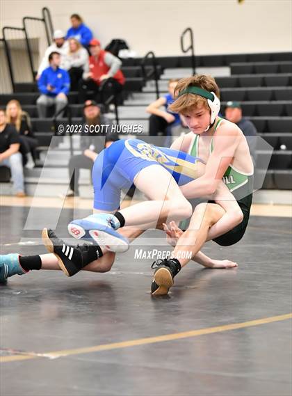 Thumbnail 3 in Wilson Central vs Green Hill (Mount Juliet) photogallery.