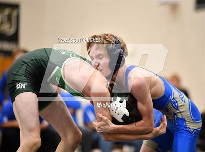 Thumbnail 3 in Wilson Central vs Green Hill (Mount Juliet) photogallery.