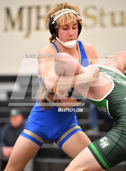 Thumbnail 1 in Wilson Central vs Green Hill (Mount Juliet) photogallery.
