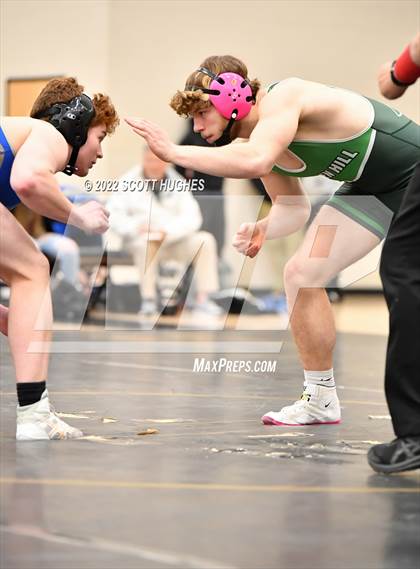 Thumbnail 1 in Wilson Central vs Green Hill (Mount Juliet) photogallery.