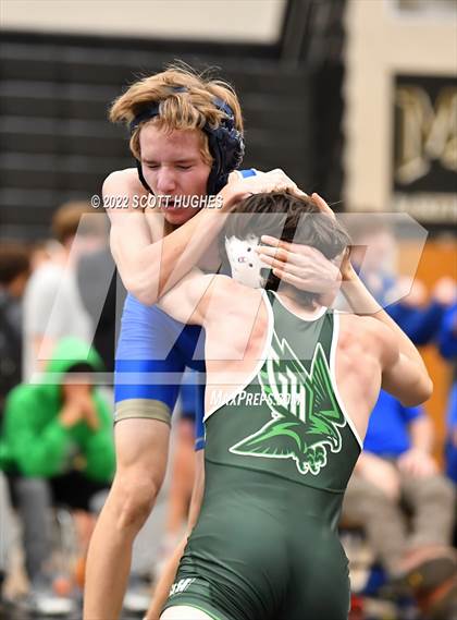 Thumbnail 1 in Wilson Central vs Green Hill (Mount Juliet) photogallery.