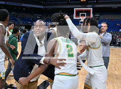 Thumbnail 1 in Cole vs Madison (UIL 3A State Final) photogallery.