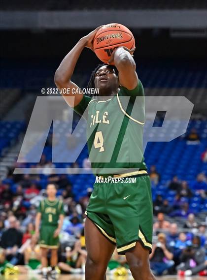 Thumbnail 1 in Cole vs Madison (UIL 3A State Final) photogallery.