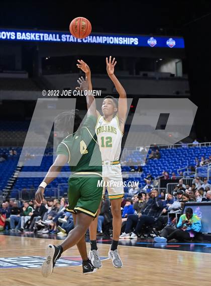Thumbnail 3 in Cole vs Madison (UIL 3A State Final) photogallery.