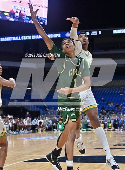 Thumbnail 3 in Cole vs Madison (UIL 3A State Final) photogallery.