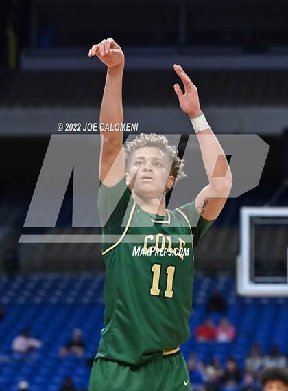 Thumbnail 3 in Cole vs Madison (UIL 3A State Final) photogallery.
