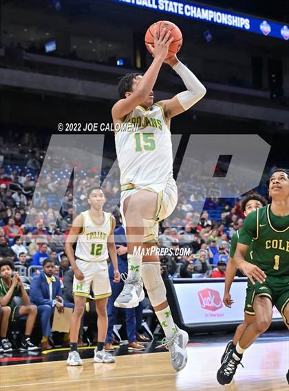 Thumbnail 2 in Cole vs Madison (UIL 3A State Final) photogallery.
