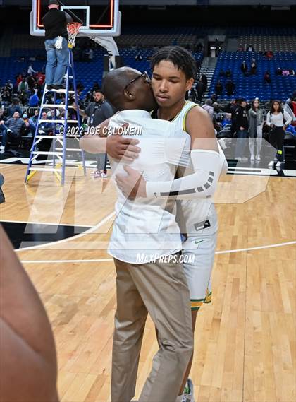 Thumbnail 1 in Cole vs Madison (UIL 3A State Final) photogallery.