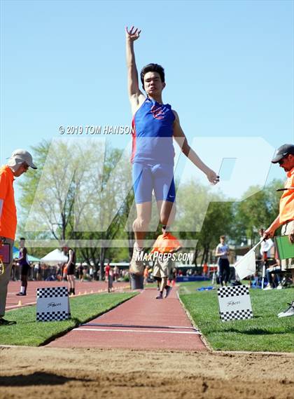 Thumbnail 3 in CHSAA State Meet (Day 2) photogallery.