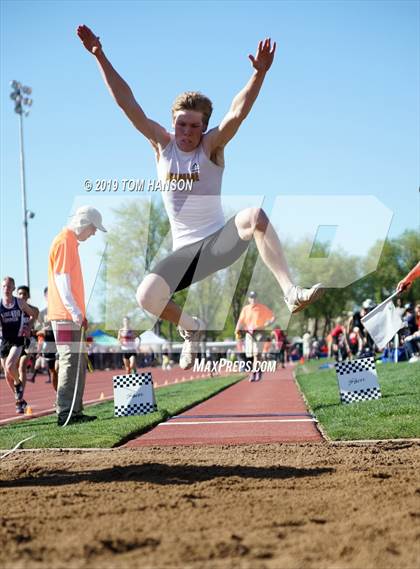 Thumbnail 1 in CHSAA State Meet (Day 2) photogallery.