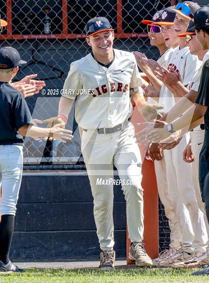Thumbnail 2 in Rancho Cotate vs. Roseville (CIF D3 Final) photogallery.