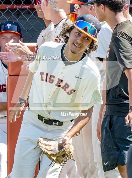 Thumbnail 3 in Rancho Cotate vs. Roseville (CIF D3 Final) photogallery.