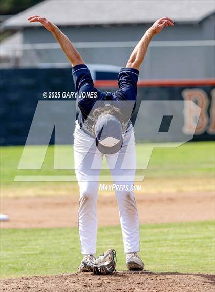 Thumbnail 2 in Rancho Cotate vs. Roseville (CIF D3 Final) photogallery.