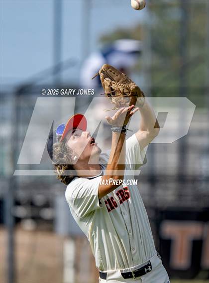 Thumbnail 3 in Rancho Cotate vs. Roseville (CIF D3 Final) photogallery.