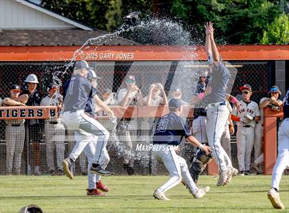 Thumbnail 3 in Rancho Cotate vs. Roseville (CIF D3 Final) photogallery.