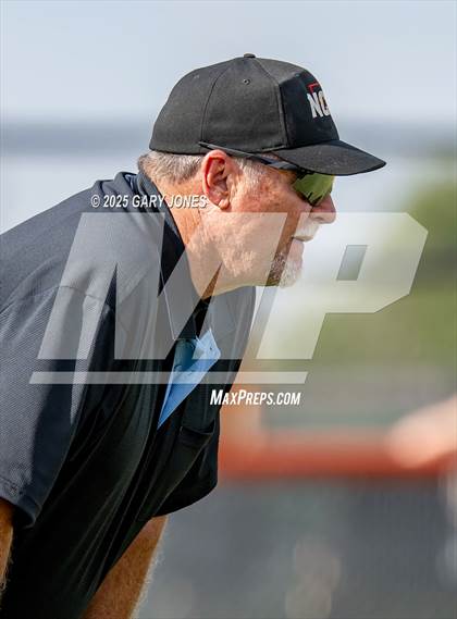 Thumbnail 3 in Rancho Cotate vs. Roseville (CIF D3 Final) photogallery.
