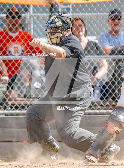 Thumbnail 1 in Rancho Cotate vs. Roseville (CIF D3 Final) photogallery.