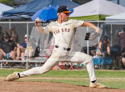 Thumbnail 3 in Rancho Cotate vs. Roseville (CIF D3 Final) photogallery.