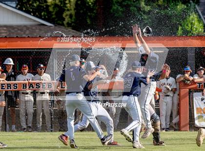 Thumbnail 2 in Rancho Cotate vs. Roseville (CIF D3 Final) photogallery.