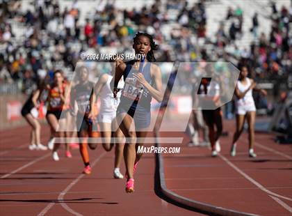 Thumbnail 2 in Penn Relays (4 X 400 Meter) photogallery.
