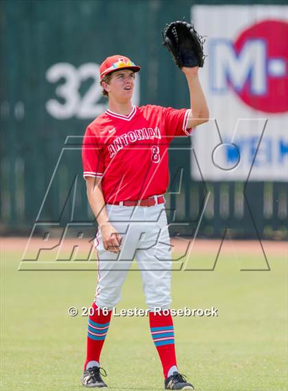 Thumbnail 3 in Antonian vs Beaumont Monsignor Kelly (TAPPS Round 2 playoffs) photogallery.