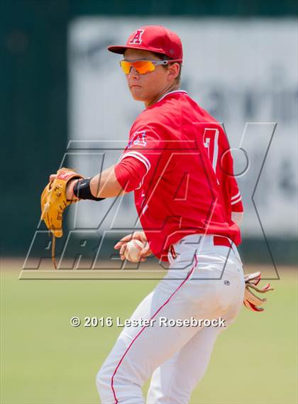 Thumbnail 3 in Antonian vs Beaumont Monsignor Kelly (TAPPS Round 2 playoffs) photogallery.
