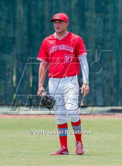 Thumbnail 1 in Antonian vs Beaumont Monsignor Kelly (TAPPS Round 2 playoffs) photogallery.