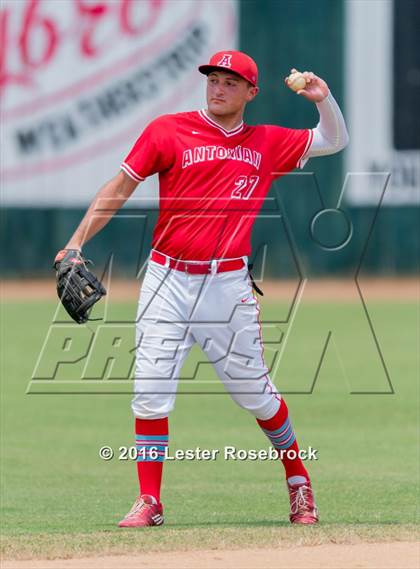 Thumbnail 3 in Antonian vs Beaumont Monsignor Kelly (TAPPS Round 2 playoffs) photogallery.