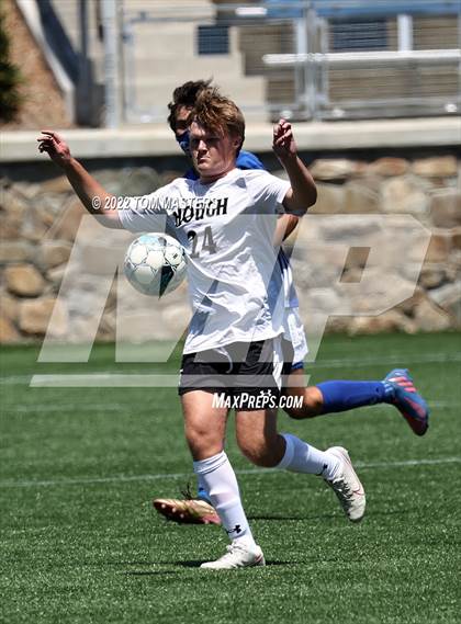 Thumbnail 2 in Hough vs Christ the King (Preseason) photogallery.