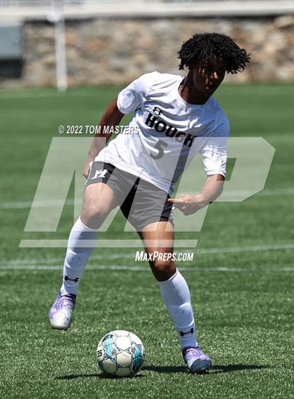 Thumbnail 3 in Hough vs Christ the King (Preseason) photogallery.