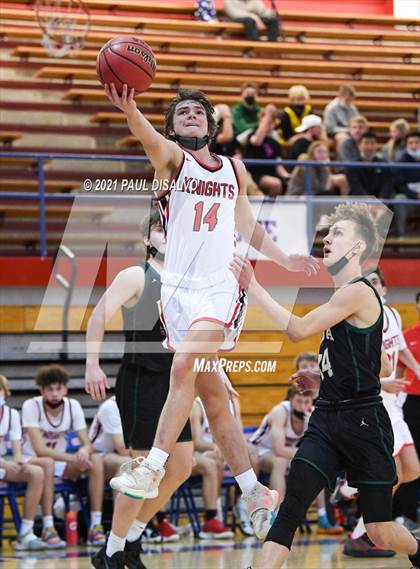 Thumbnail 1 in Fairview vs. Mountain Vista (Cherry Creek Holiday Classic) photogallery.