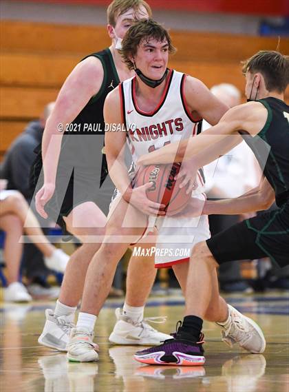 Thumbnail 3 in Fairview vs. Mountain Vista (Cherry Creek Holiday Classic) photogallery.