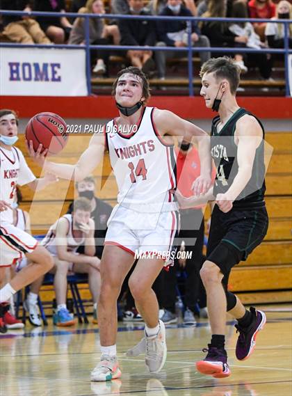 Thumbnail 2 in Fairview vs. Mountain Vista (Cherry Creek Holiday Classic) photogallery.