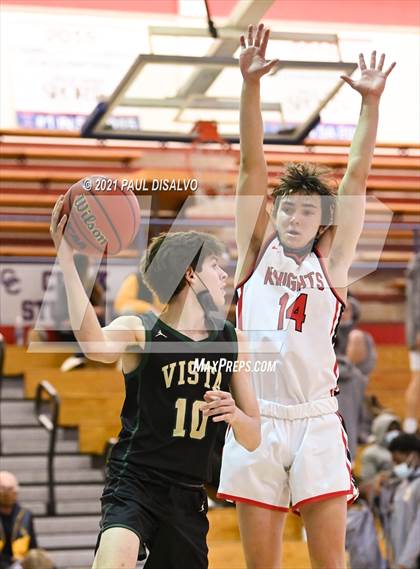 Thumbnail 3 in Fairview vs. Mountain Vista (Cherry Creek Holiday Classic) photogallery.