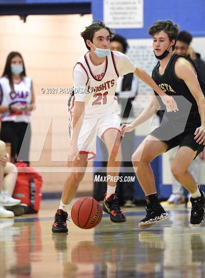 Thumbnail 3 in Fairview vs. Mountain Vista (Cherry Creek Holiday Classic) photogallery.