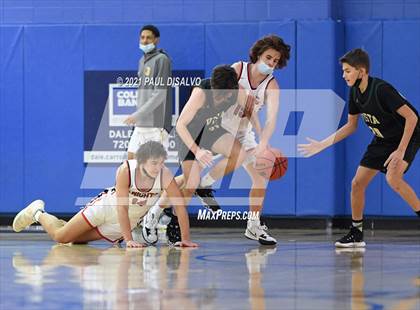 Thumbnail 3 in Fairview vs. Mountain Vista (Cherry Creek Holiday Classic) photogallery.