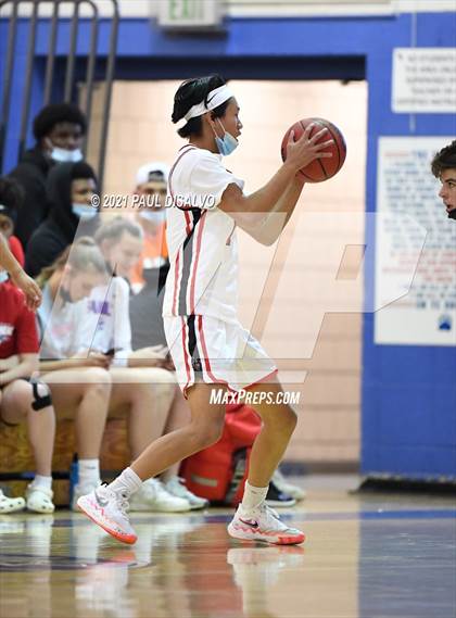 Thumbnail 3 in Fairview vs. Mountain Vista (Cherry Creek Holiday Classic) photogallery.