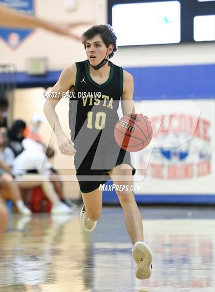 Thumbnail 2 in Fairview vs. Mountain Vista (Cherry Creek Holiday Classic) photogallery.