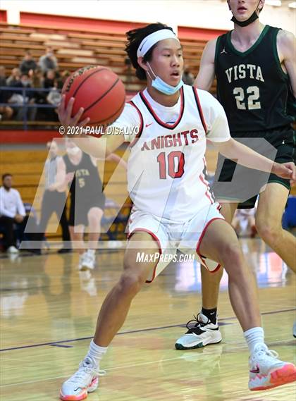 Thumbnail 3 in Fairview vs. Mountain Vista (Cherry Creek Holiday Classic) photogallery.