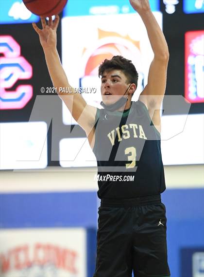 Thumbnail 2 in Fairview vs. Mountain Vista (Cherry Creek Holiday Classic) photogallery.