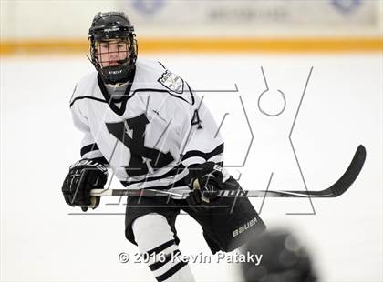 Thumbnail 2 in Fairfield Prep vs. Xavier (CIAC D1 Quarterfinal) photogallery.