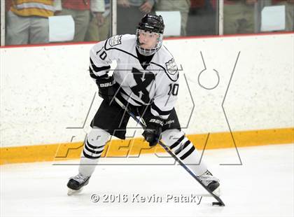 Thumbnail 2 in Fairfield Prep vs. Xavier (CIAC D1 Quarterfinal) photogallery.