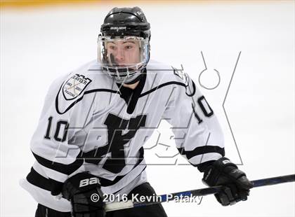 Thumbnail 2 in Fairfield Prep vs. Xavier (CIAC D1 Quarterfinal) photogallery.