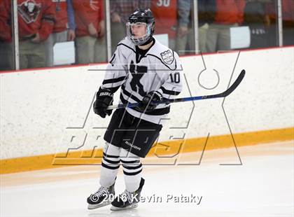 Thumbnail 2 in Fairfield Prep vs. Xavier (CIAC D1 Quarterfinal) photogallery.
