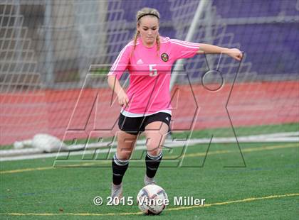 Thumbnail 2 in Sumner vs Prairie (District 3/4 Championship) photogallery.