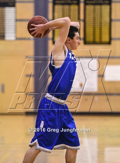 Thumbnail 3 in Analy vs. Novato (Windsor Shootout) photogallery.