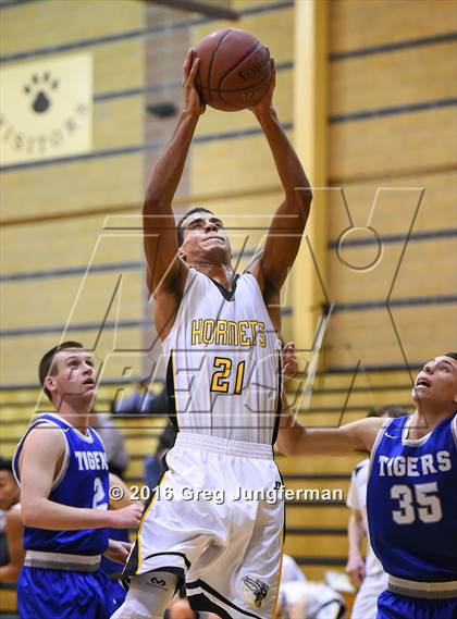 Thumbnail 3 in Analy vs. Novato (Windsor Shootout) photogallery.